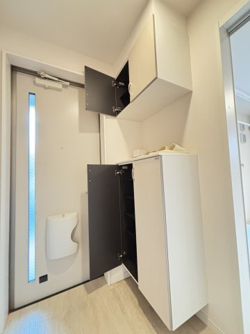 エヴァーグリーン西福原の居間・リビング|イメージ106号室の写真