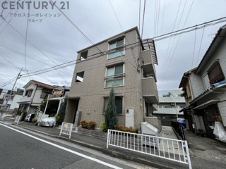 オートロック付きで外部からの出入りがなく安心です