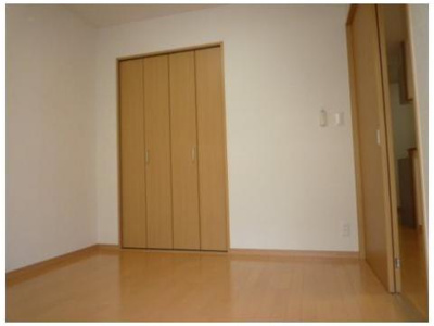 【寝室】 | ニューアムールクラニア