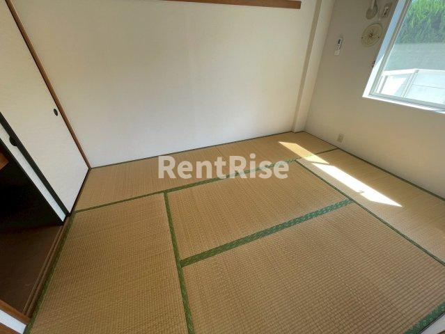 メゾン華Ⅰの和室