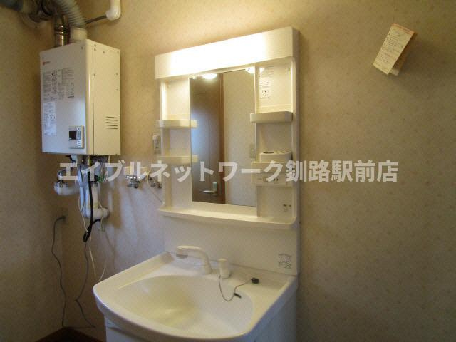 シーサイドマンションの洗面所