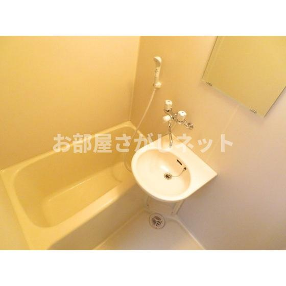 アーバンライフ鹿島の浴室