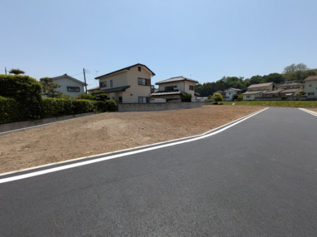 売土地　上大島町分譲地の前面道路含む現地写真|分譲地北西から撮影