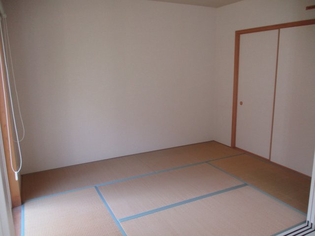 フェアリータウン妙見（A-15）の和室