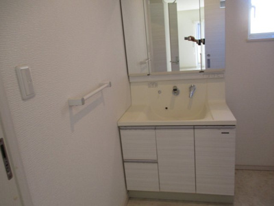 【独立洗面台】 | フェアリータウン妙見（A-15）