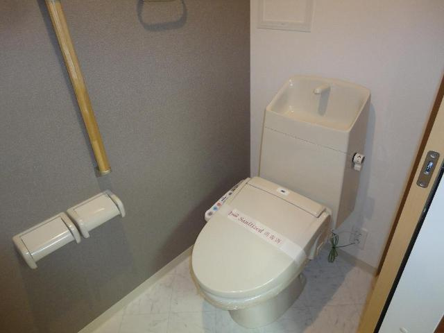 ステイツのトイレ|シャワー付トイレ