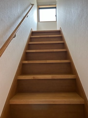 メゾネットT|階段
