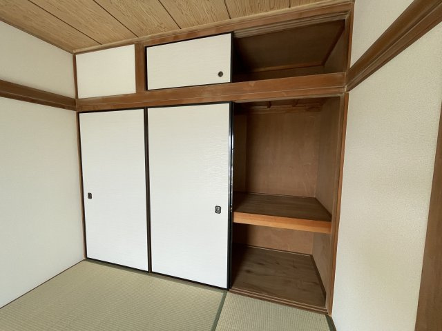 白幡648戸建の収納