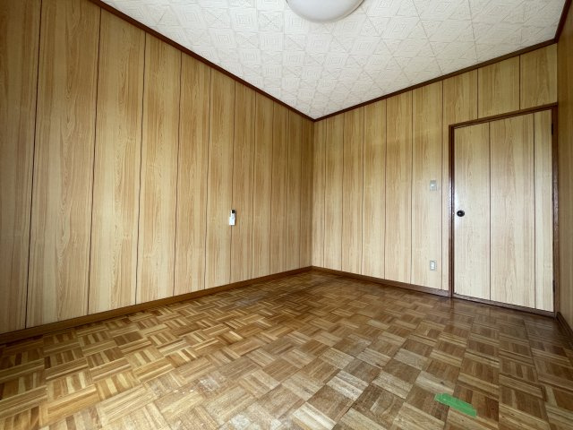 白幡648戸建の洋室