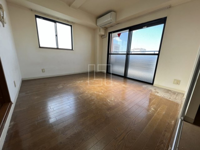 【居間・リビング】 | ヒルトップハイム桜川 | ヒルトップハイム桜川　洋室