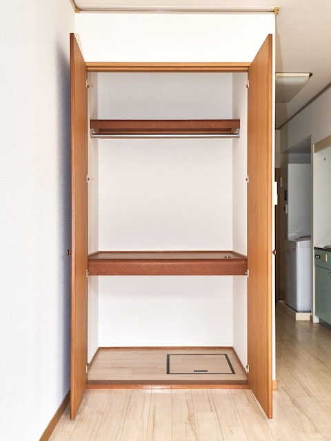 サンフレーズ東町2の収納|クローゼット