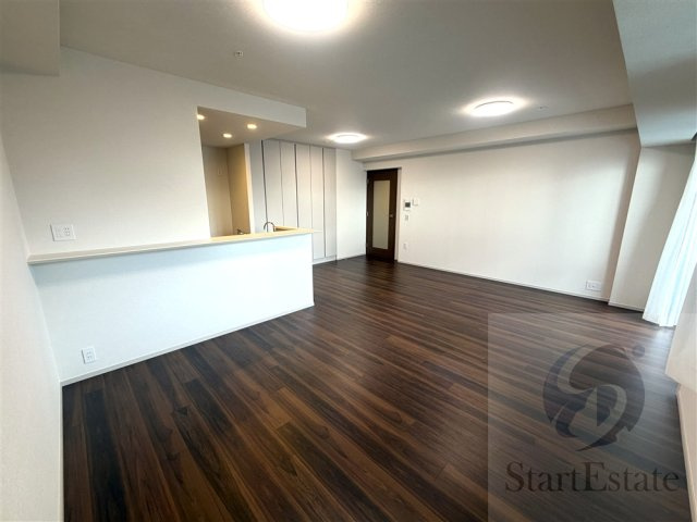 【居間・リビング】の画像