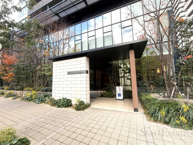 【エントランス】 | グランドメゾン新梅田タワー | 清潔なエントランスです