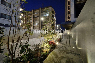 【エントランス】 | パークアソシア原テラス