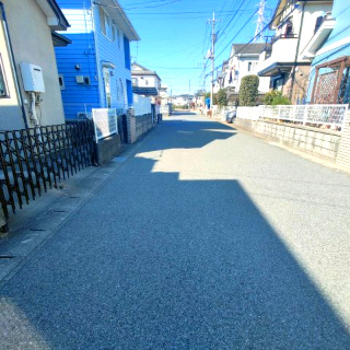 中古戸建　野田市花井1-21-12の前面道路含む現地写真