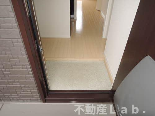 サンビレッジ高柳の玄関