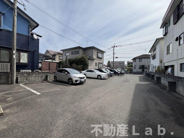 サンビレッジ高柳の駐車場