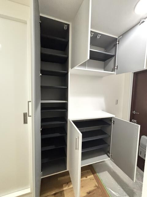 パールロイヤルYUKIの玄関|別部屋参考写真