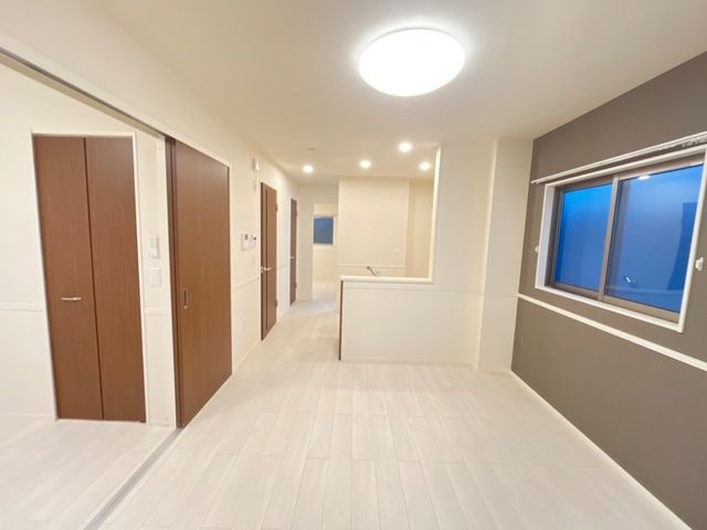 エクセレントの居間・リビング|こちらの居間で趣味の時間をお楽しみください