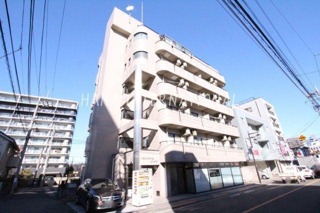 グランデュールアサノの外観