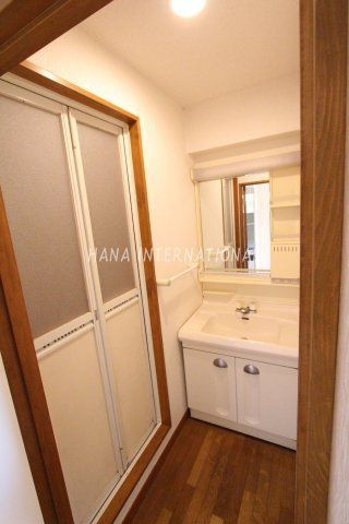 グランデュールアサノの独立洗面台