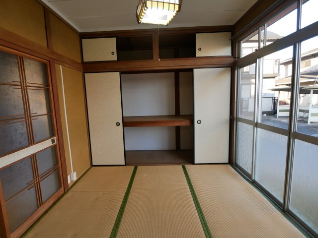 三の宮貸家の和室