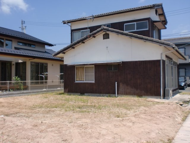 三の宮貸家の外観