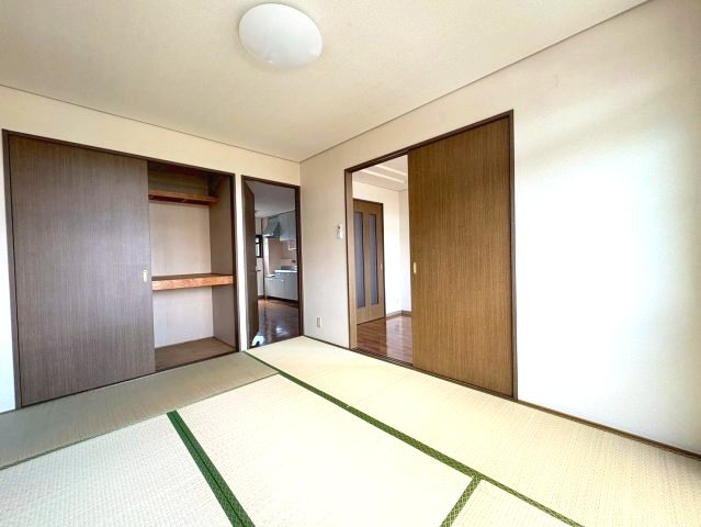 ハイム・エスポアールの和室