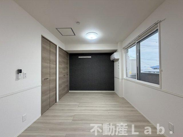 アレシアの洋室