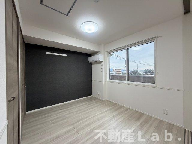 アレシアの洋室