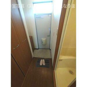 ハイツエリオンの玄関