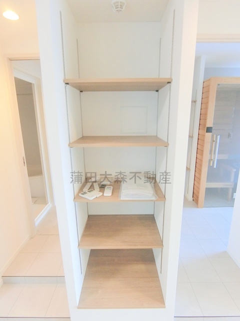 コスモリード大森西の収納|リビング収納