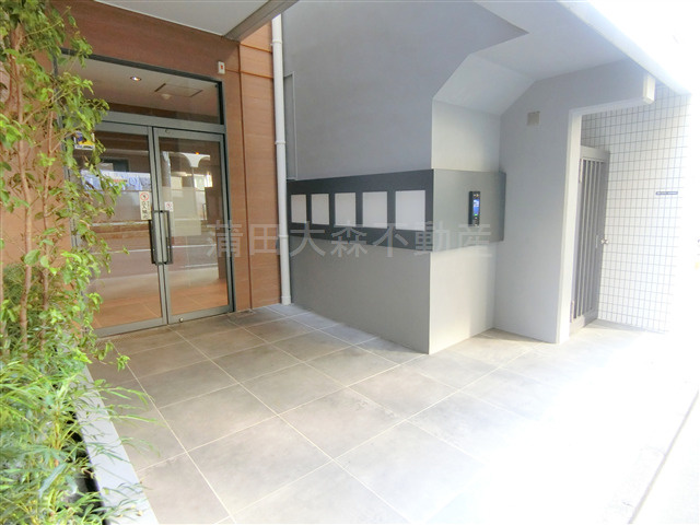 コスモリード大森西のエントランス|エントランス