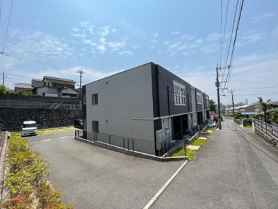【外観】 | Ｇｒｅｅｎｈｉｌｌｓ小文字 | 外観写真（昼）