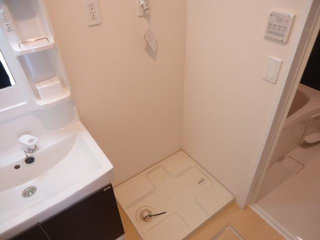 アリエルのその他|洗濯機置場