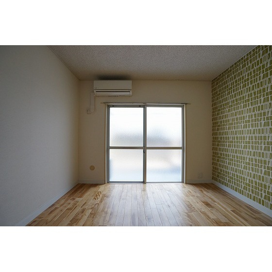 ブライトコート壱番館の居間・リビング|居室