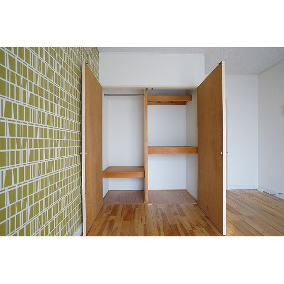 ブライトコート壱番館の収納|クローゼット