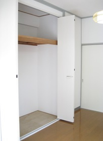 コーポ照力の洋室|使い勝手のいい洋室です