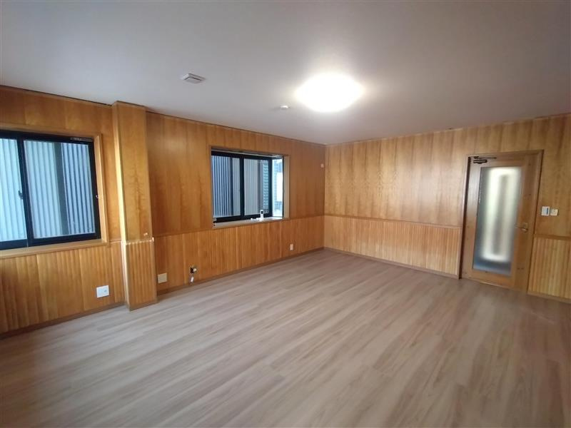 名古屋市中川区服部二丁目戸建の洋室