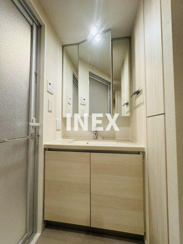 横浜市中区羽衣町２丁目の賃貸マンションの洗面所