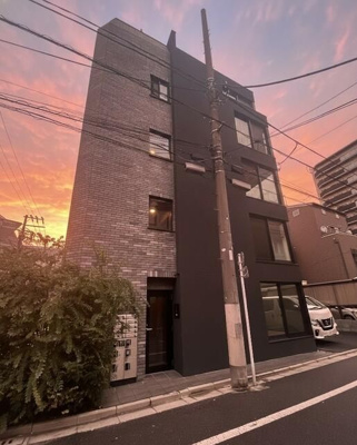 【外観】 | ｔｒｉａｓ１８４