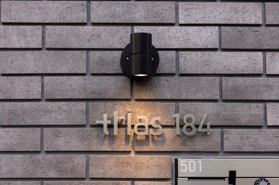 【エントランス】 | ｔｒｉａｓ１８４