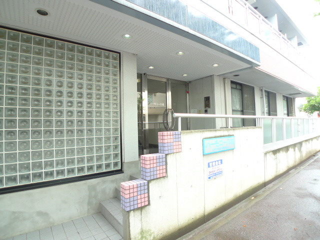 ハーモニー八柱のエントランス