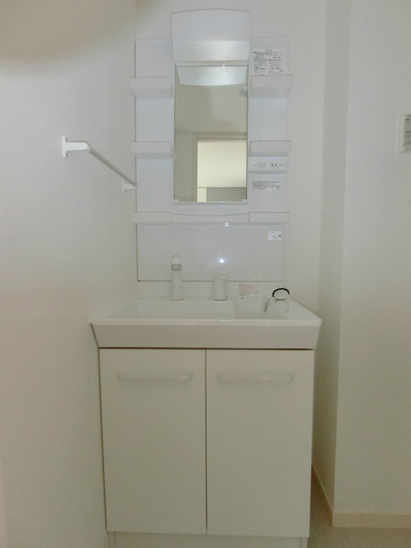 リブリ・東寺尾東台の洗面所