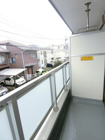 リブリ・東寺尾東台のバルコニー