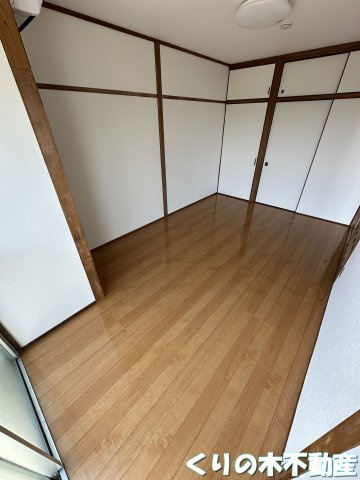 【洋室】 | 本郷ハイツ | きれいな洋室です