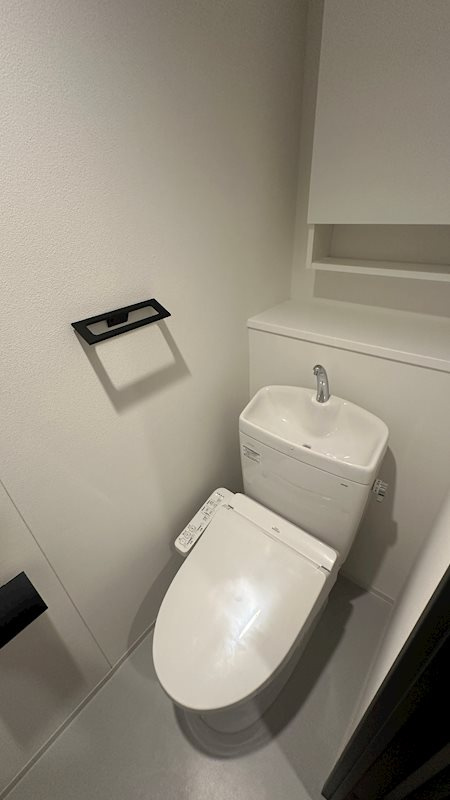 新品家具付きマンション新宿11(KaGood東京)のトイレ