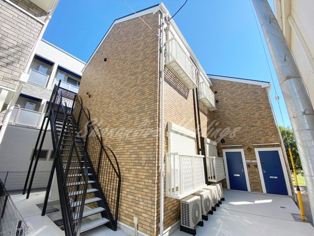 ハーミットクラブハウス金沢八景B棟