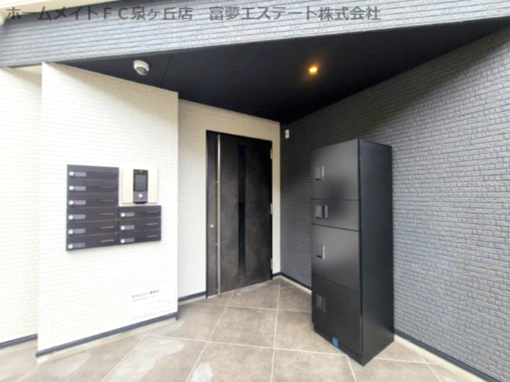 REGALEST堺初芝のエントランス