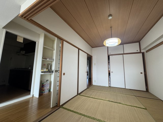 -三丁目不動産-ダイアパレス小川の和室